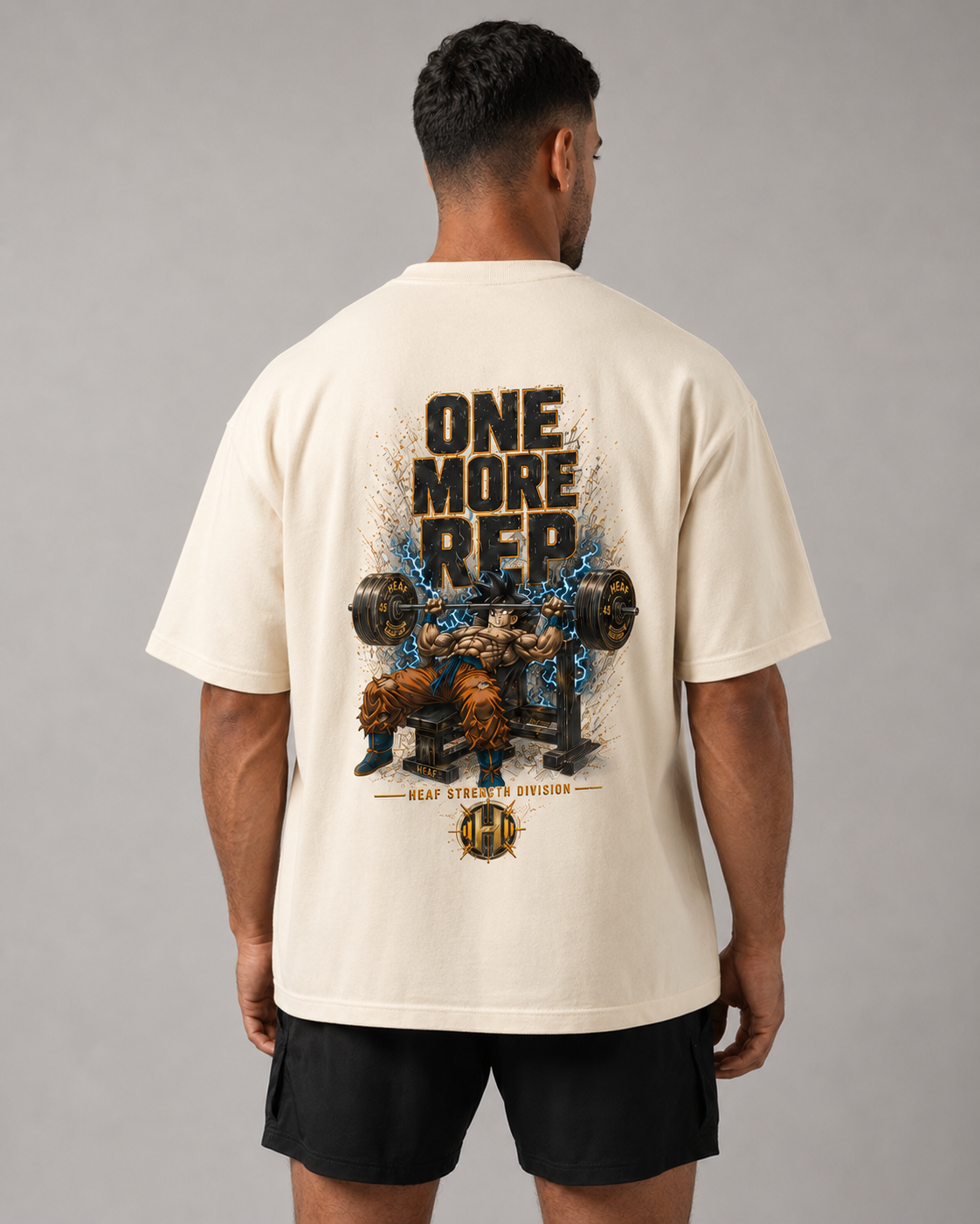 Camiseta Oversized One more rep Goku Supino Off White